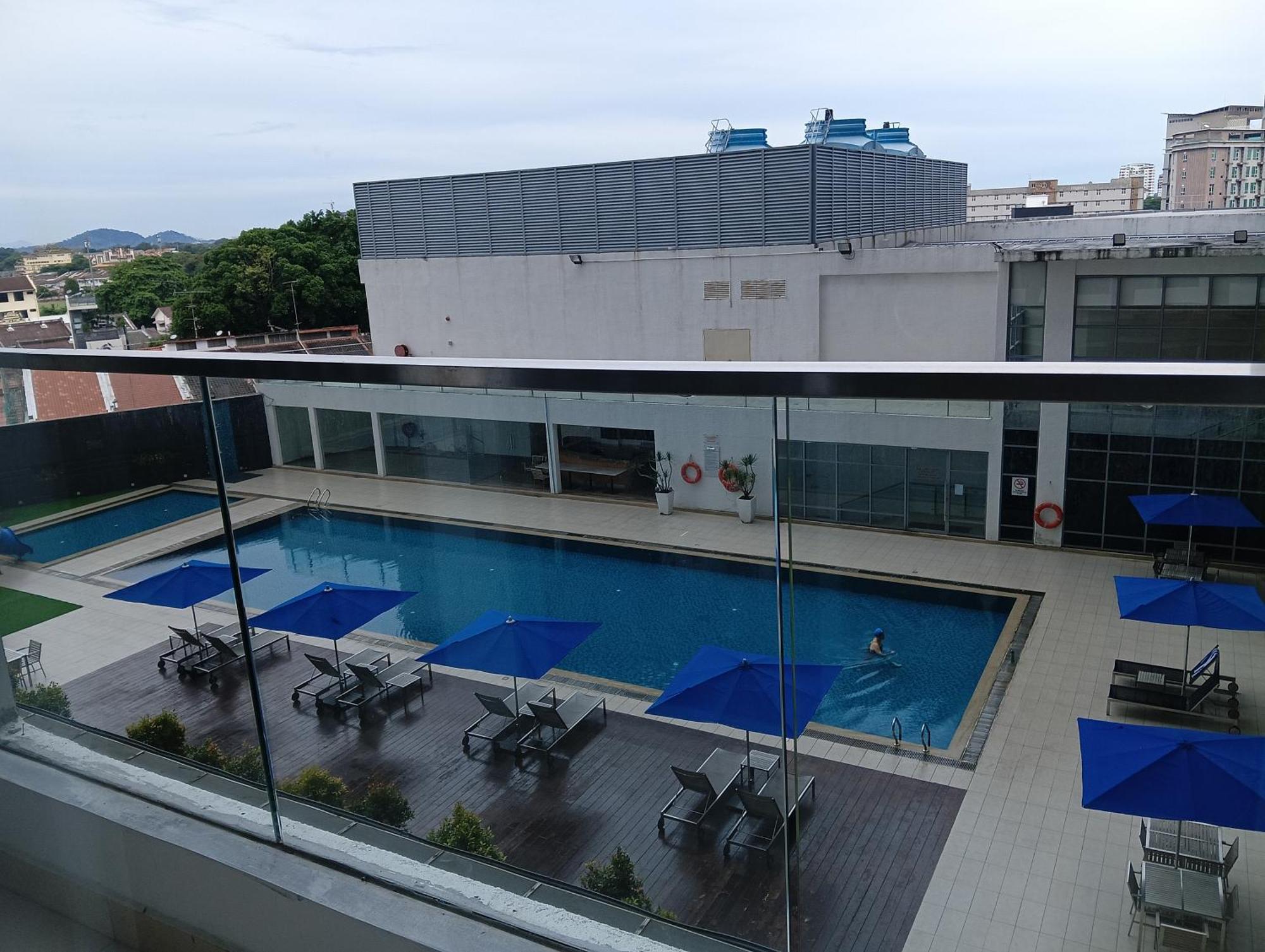 The Straits Suites By Ciconia Malacca Екстер'єр фото