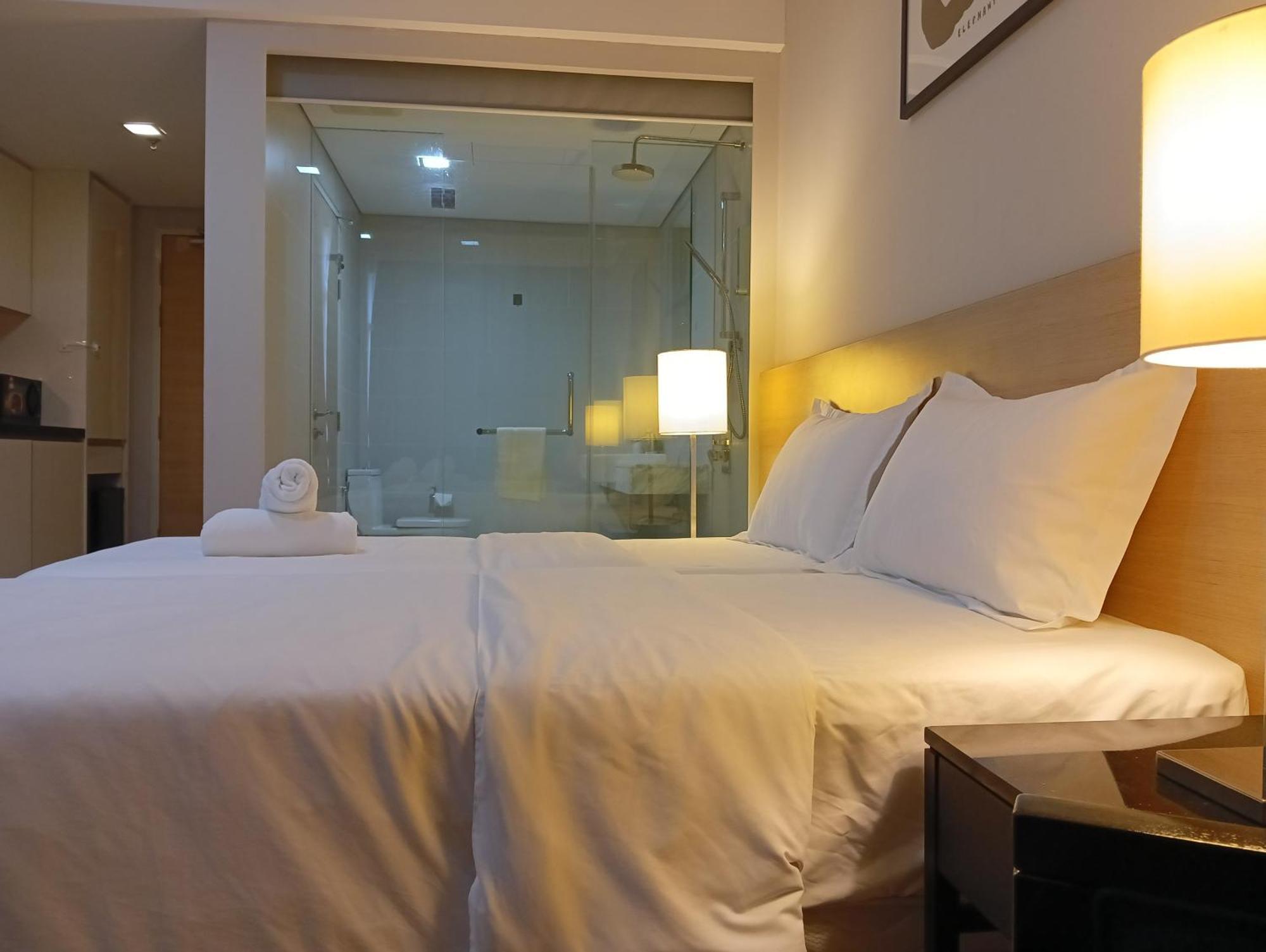 The Straits Suites By Ciconia Malacca Екстер'єр фото