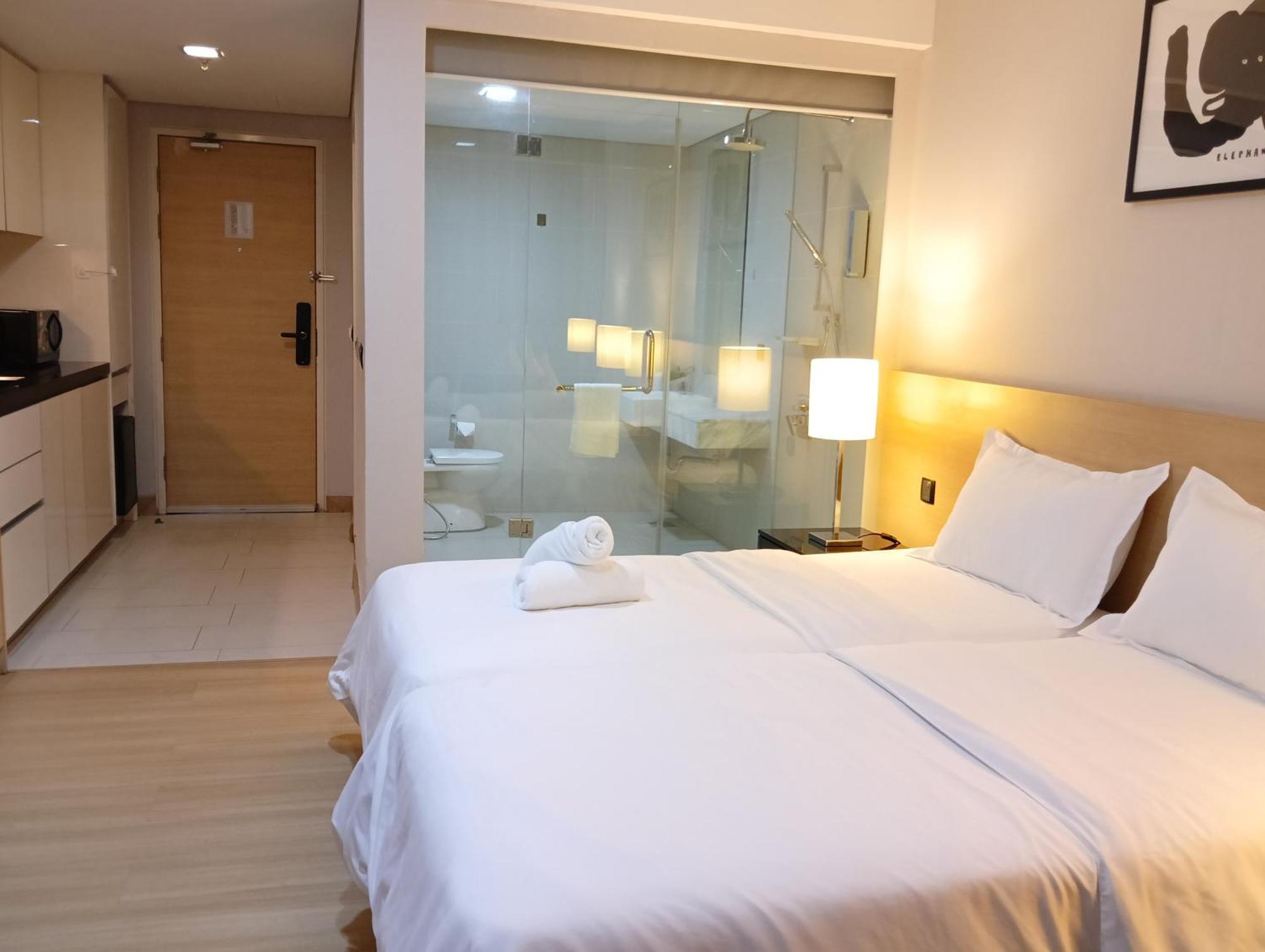The Straits Suites By Ciconia Malacca Екстер'єр фото