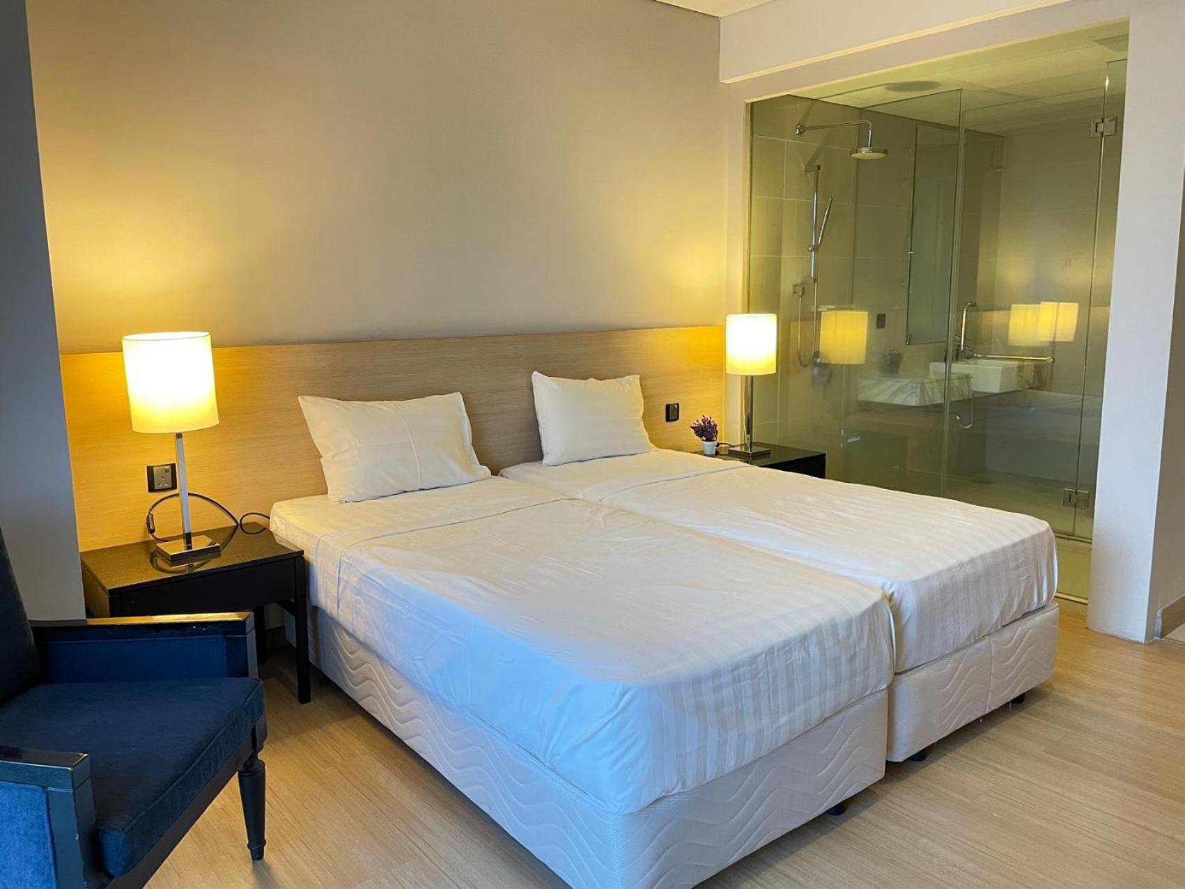 The Straits Suites By Ciconia Malacca Екстер'єр фото
